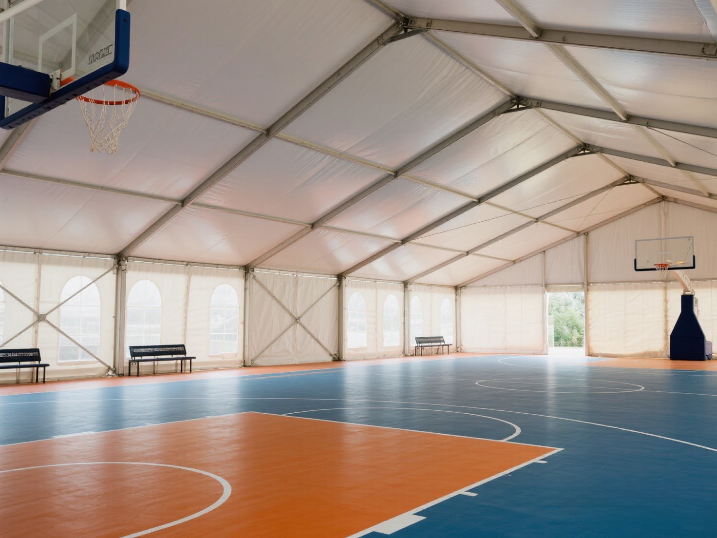 jimeng-2025-06-27-4968-大型篮球场篷房内景