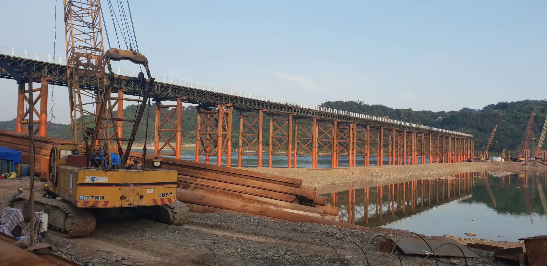 鋼棧橋施工