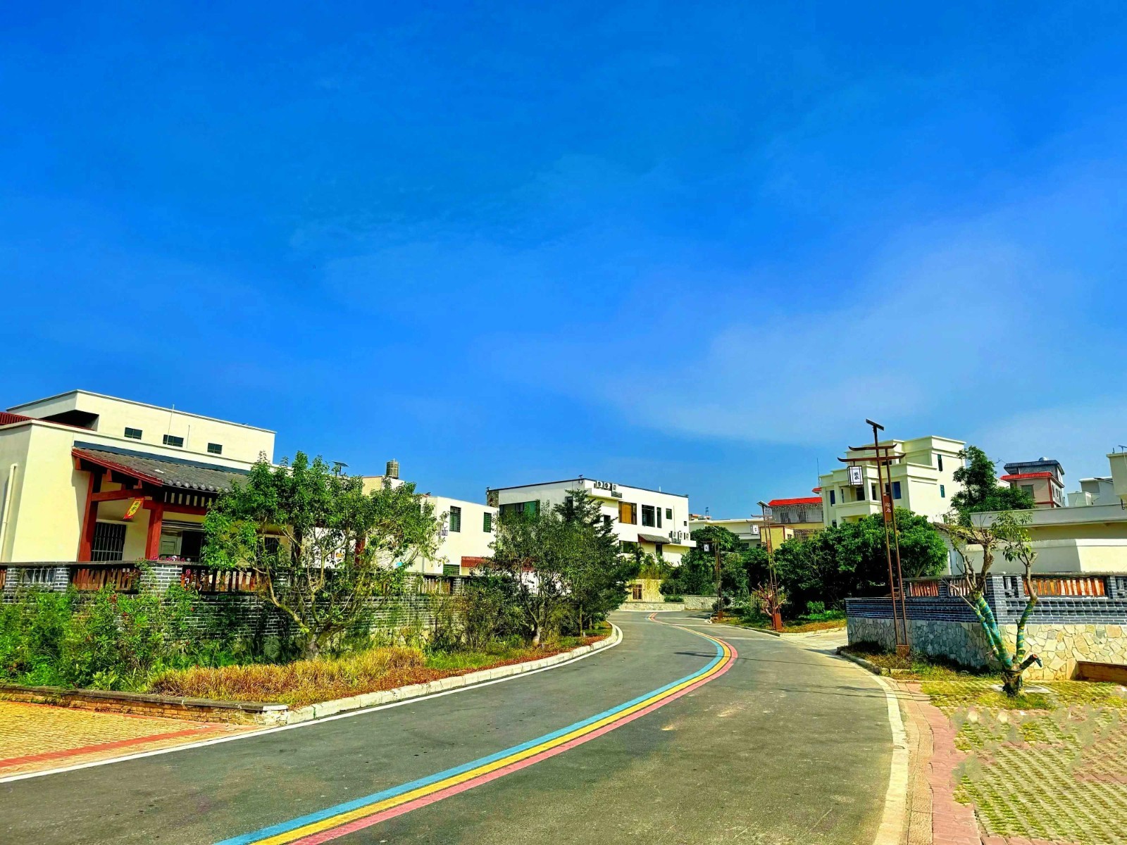 【工程资质加盟】正弘集团成功中标英德市横石塘龙华村梅子寨组整村道路修复及人居环境提升项目