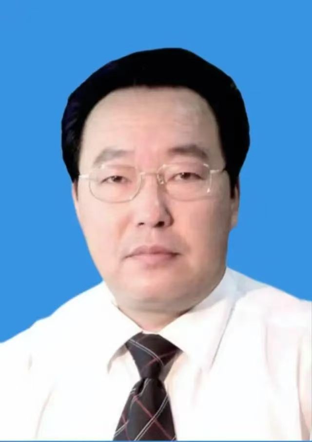 广西现代法学研究院疑难案件研究所首席研究员张树国简介